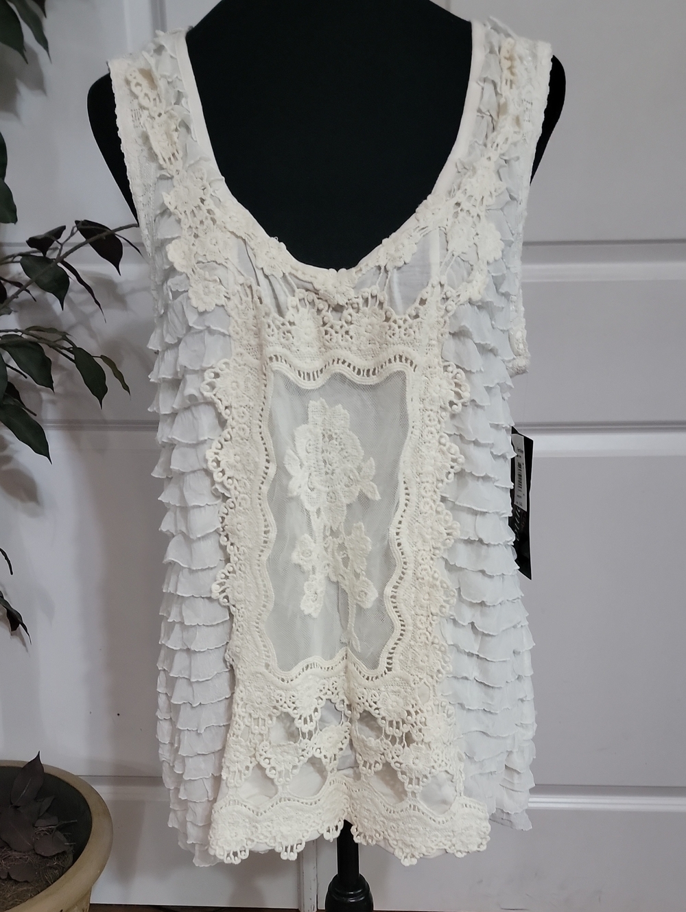 Cocomo Cream Lace-Front Ruffle Tank Camisole
